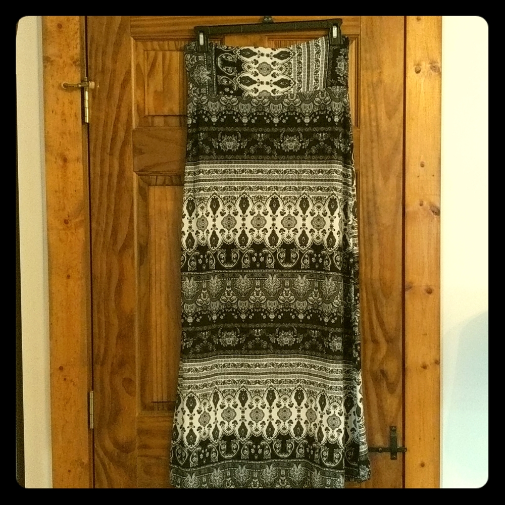 Agnes and Dora long skirt